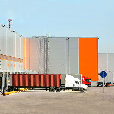 Κτήριο δομών χάλυβα αποθηκών εμπορευμάτων 1000sqm μεγάλης έκτασης που χρωματίζεται